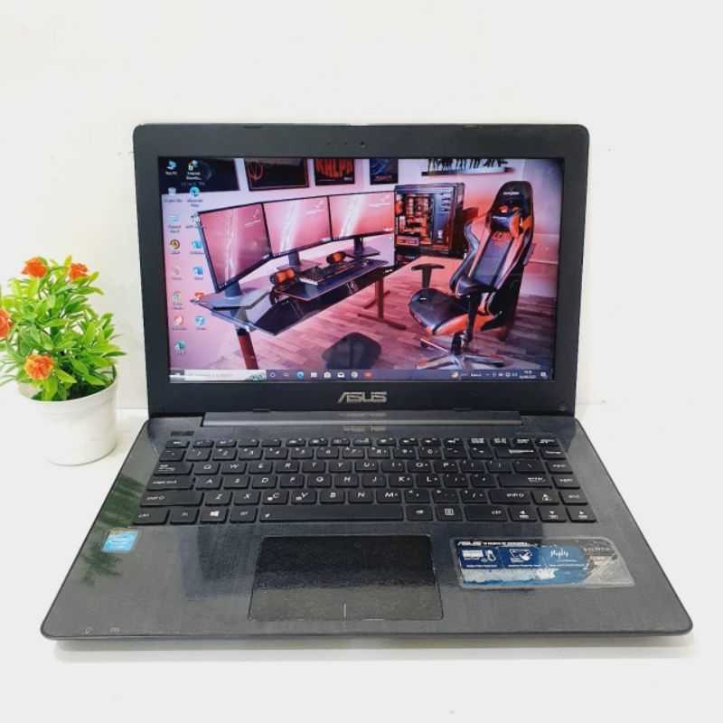 Laptop Asus X453M Intel Celeron N2840 Ram 8/256GB SSD 14inc Windows 10
