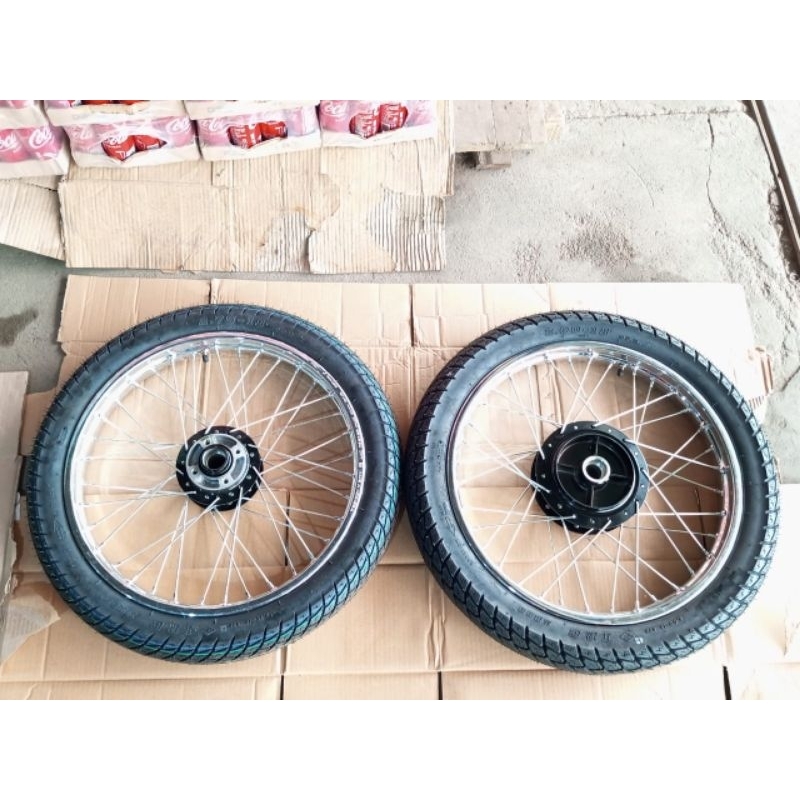 set ban luar belakang lengkap sesuai bawaan motor RX KIng/Yamaha
