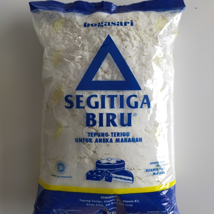 

Protein Sedang//Tepung Terigu SEGITIGA BIRU 1Kg