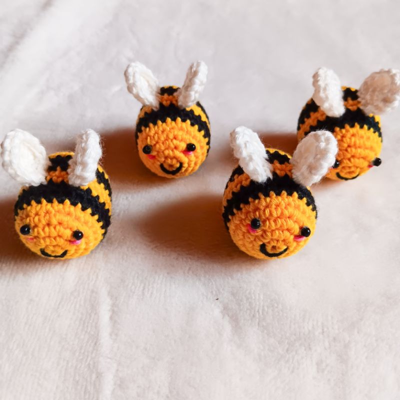 Gantungan kunci bee/amigurumi lebah