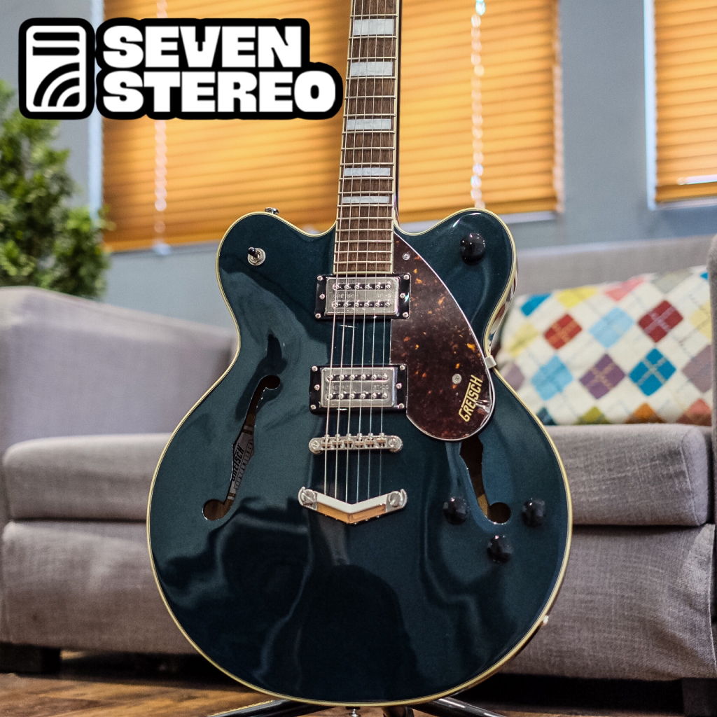 Gretsch G2622 Streamliner Centre Block V-Stoptail Midnight Sapphire