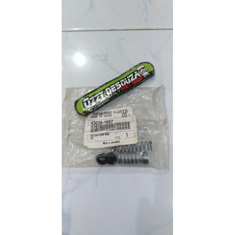 seal master rem belakang ninja