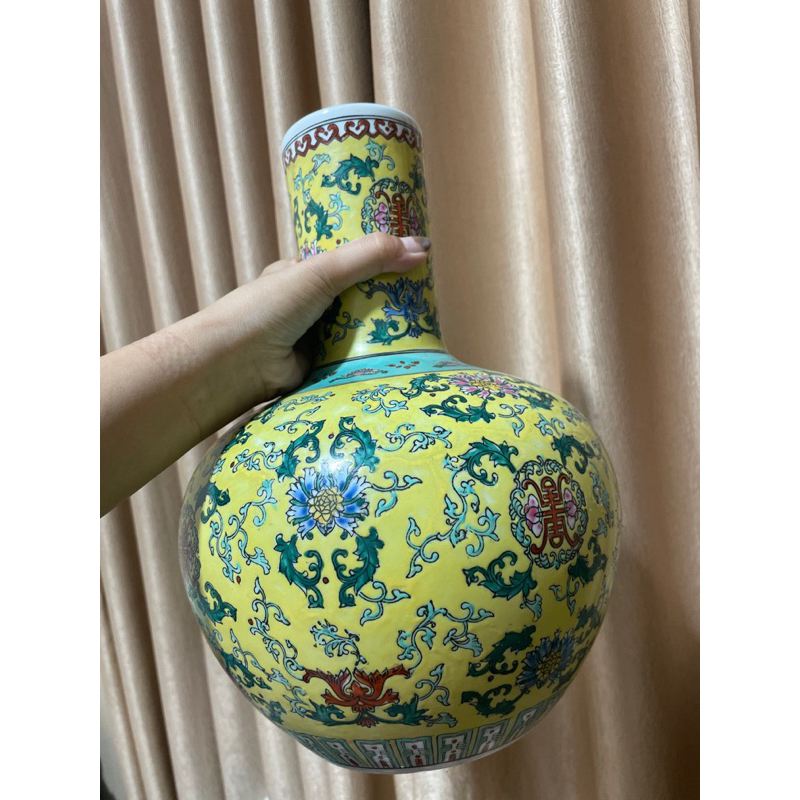 guci antik keramik porcelain china vas pajangan kuning bunga kuda