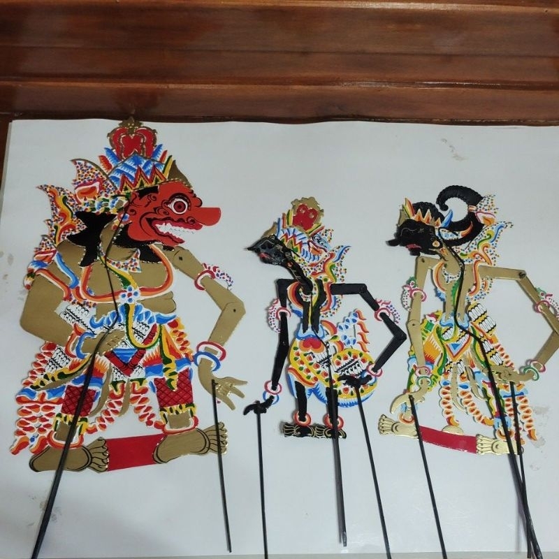 Wayang kertas sepaket isi 3 KUMBOKARNO KRESNA GATUTKACA