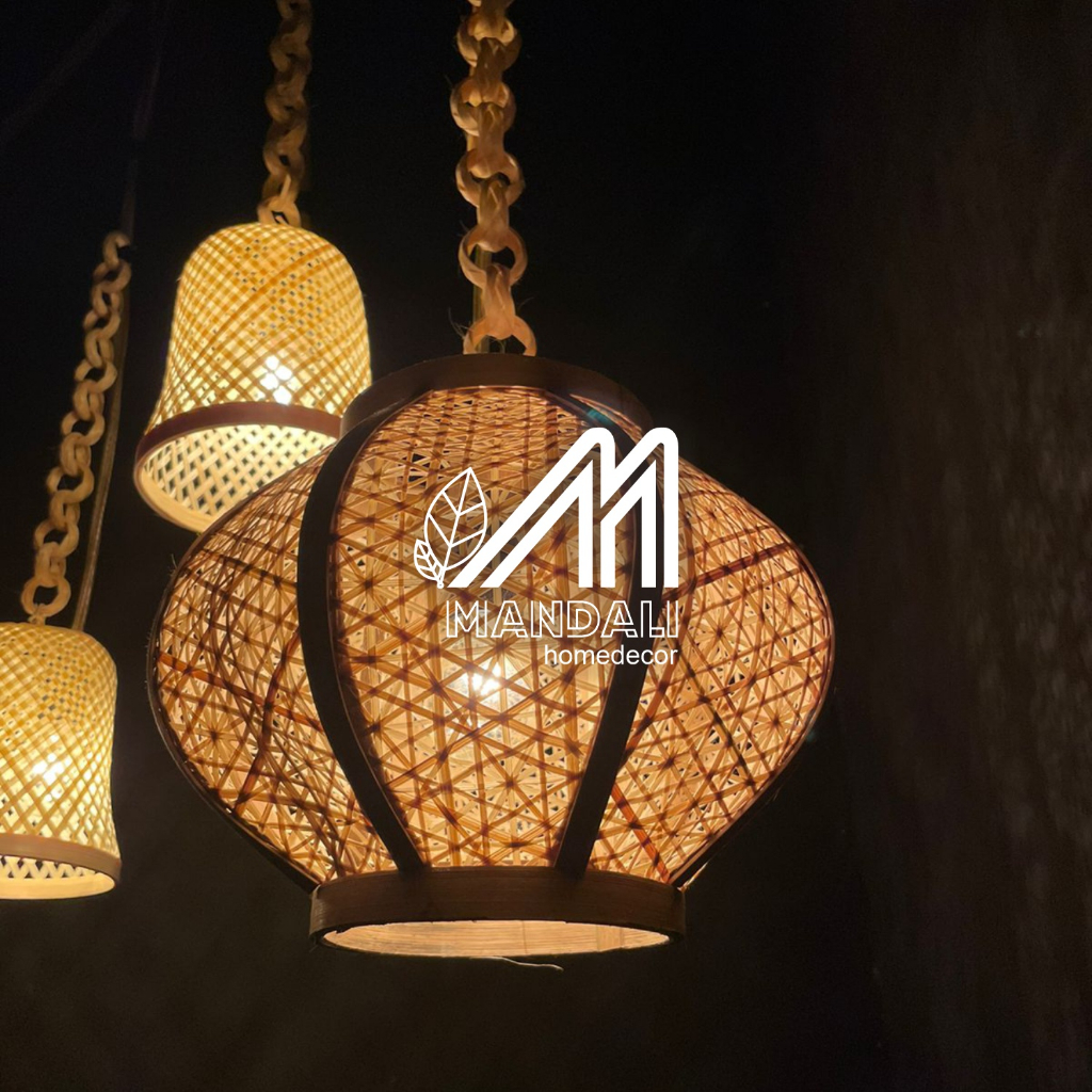 Kap Lampu Gantung Bambu Model Lampion Kerajinan Anyaman Bambu