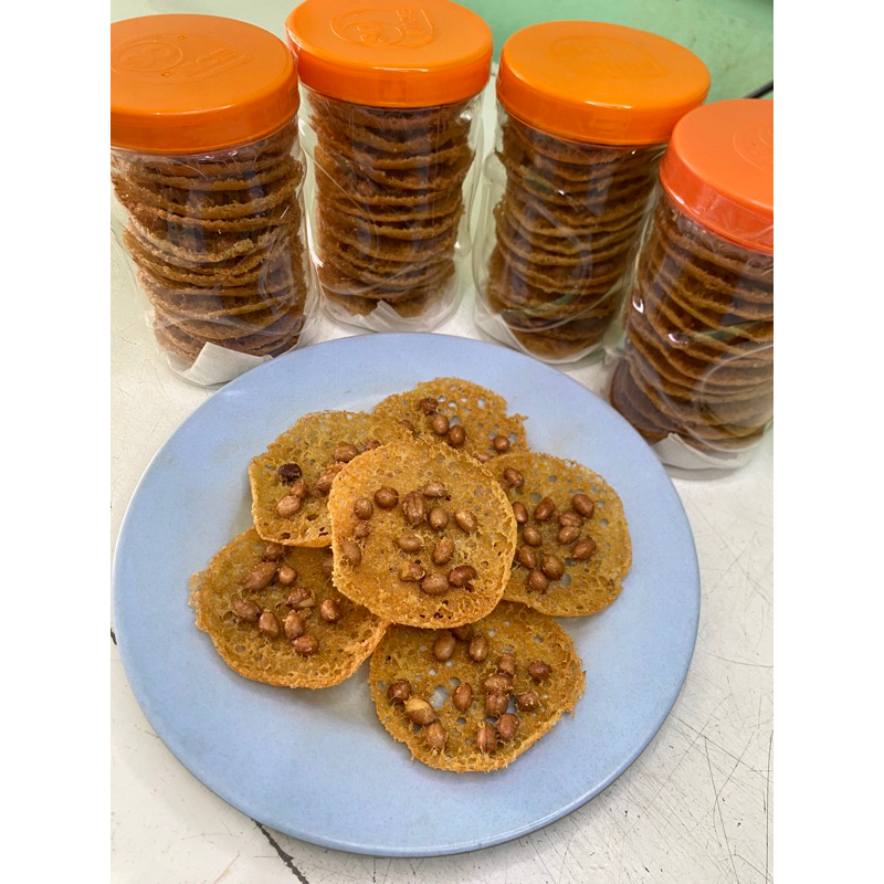 

kacang peyek