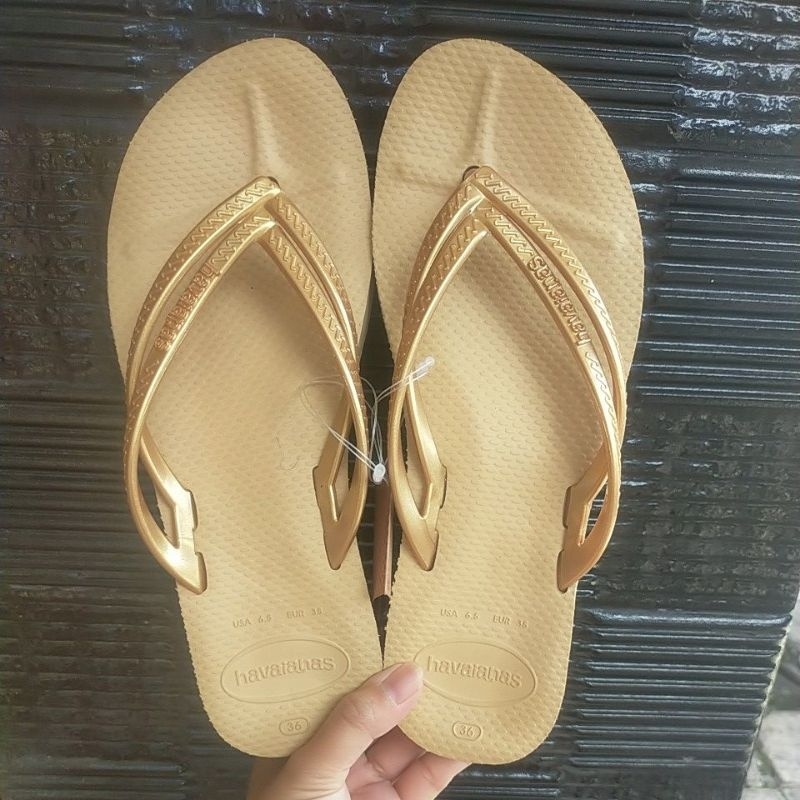 Sandal Wanita Havaianas Wedges - Golden