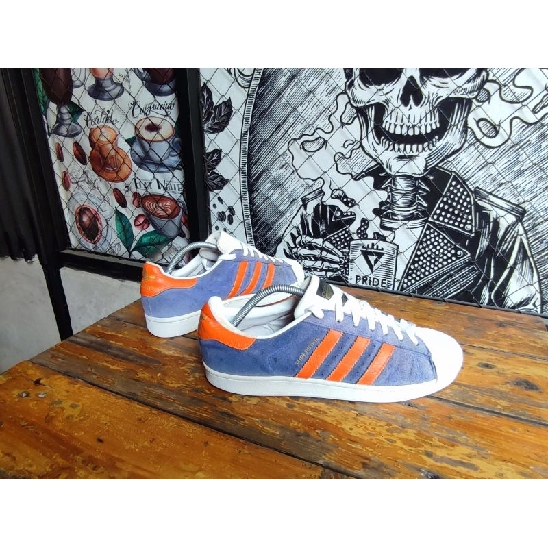 Sepatu Adidas superstarSize 42 insole 26,5cm
