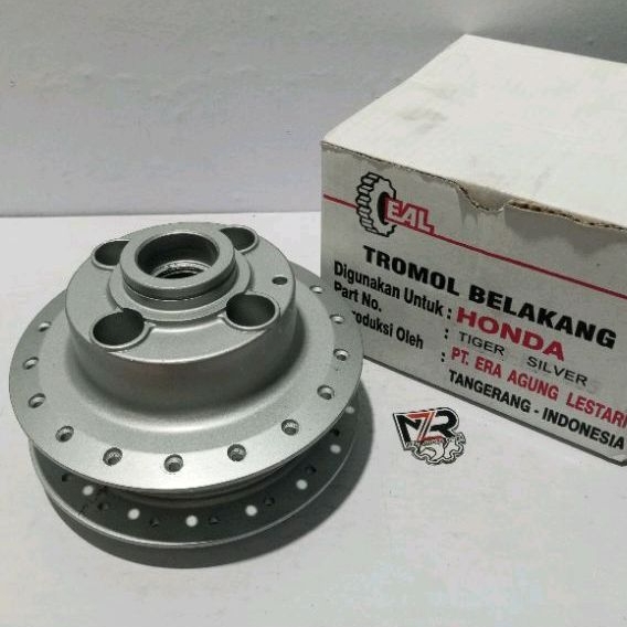 TROMOL BELAKANG HONDA TIGER 2000 LAMA JARI JARI SILVER EAL