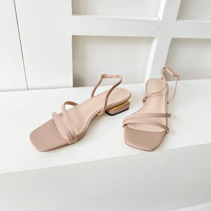 sandal ck