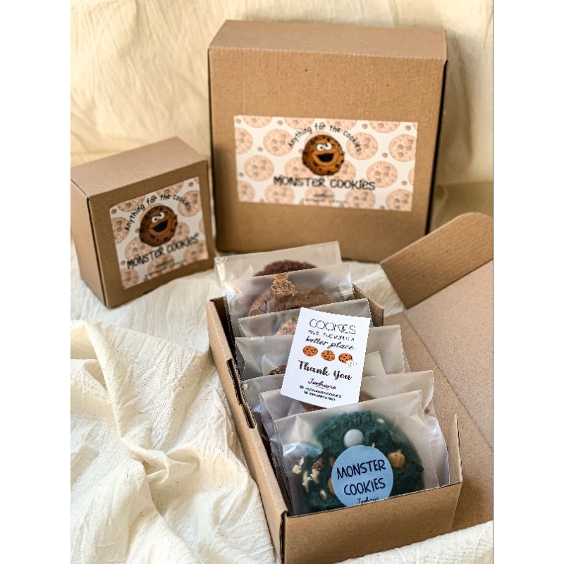 

medium isi 7 monster cookies by jeehans cookies
