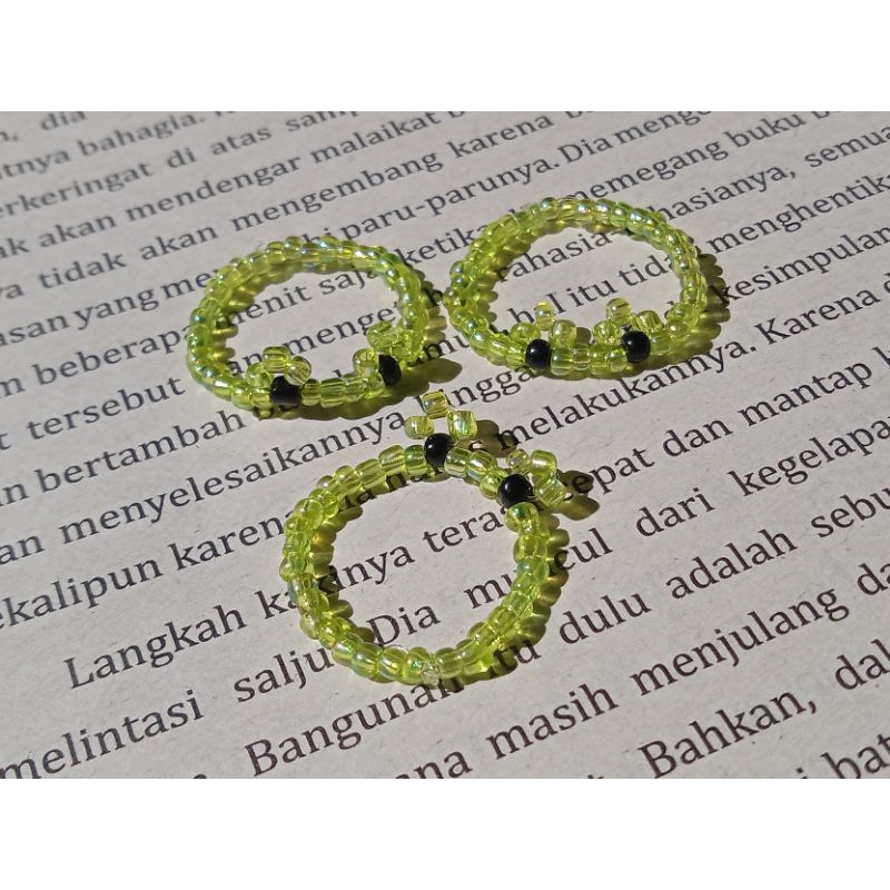 cincin manik kodok/ cincin karakter /beaded frog ring/seed beads frog ring