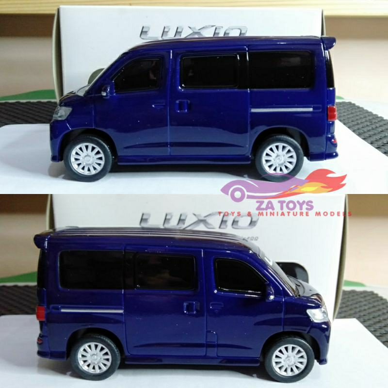 Diecast Miniatur Daihatsu Luxio Biru by Dealerbox Daihatsu Original Merchandise Skala 1:36