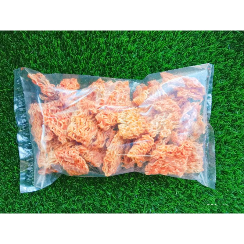 

COD 250 GRAM MIE SETAN KERING ENAK PEDAS GURIH MIE KRITING PEDAS MIE KREMES PEDAS SETAN