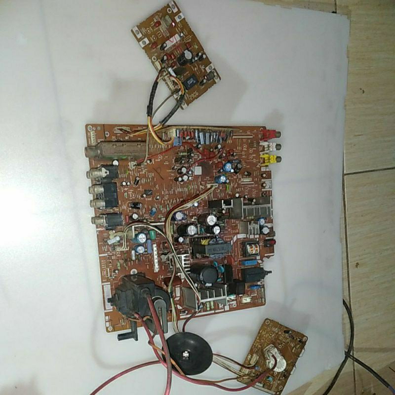 Mesin tv tabung sharp alexander 21in flat stereo