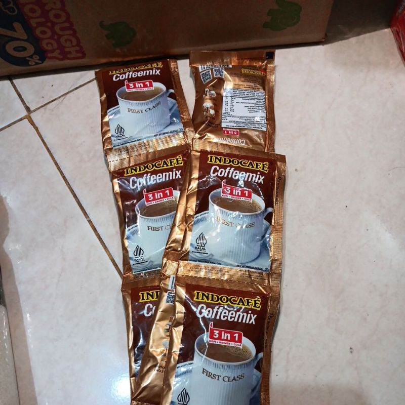 

indocafe coffemix 1 renceng isi 10pcs