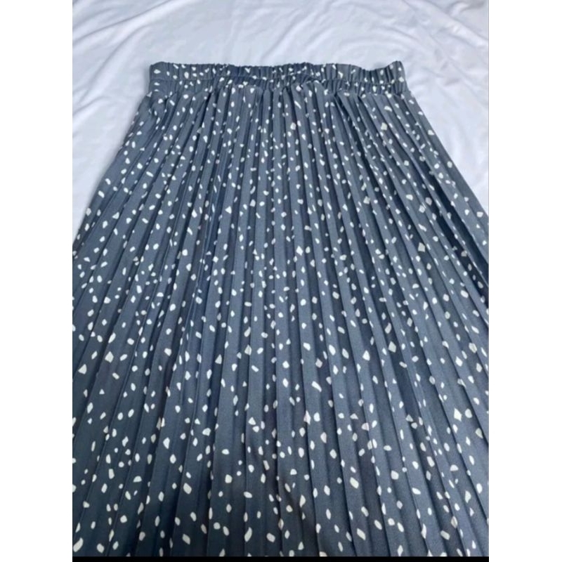 Rok Plisket Motif Terbaru Bintik