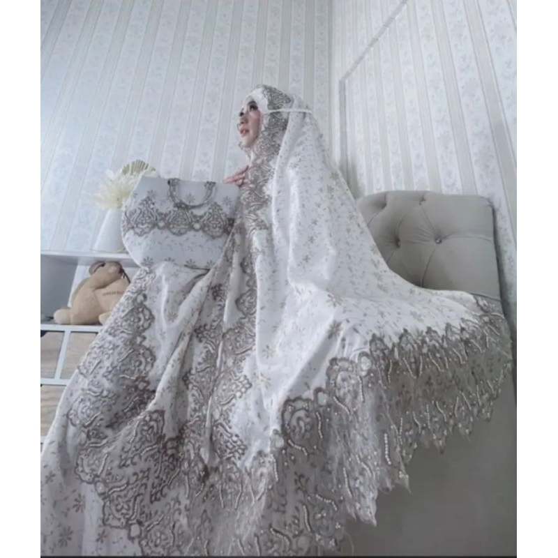 Mukena Sutra Prada Bordir Payet Mutiara/Renda Pengantin