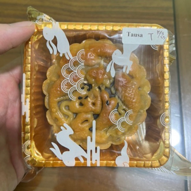 

Moon Cake | Kue Bulan | Hampers Mid Autumn Festival | Kue Bulan Tausa Lotus Wijen Pandan Durian