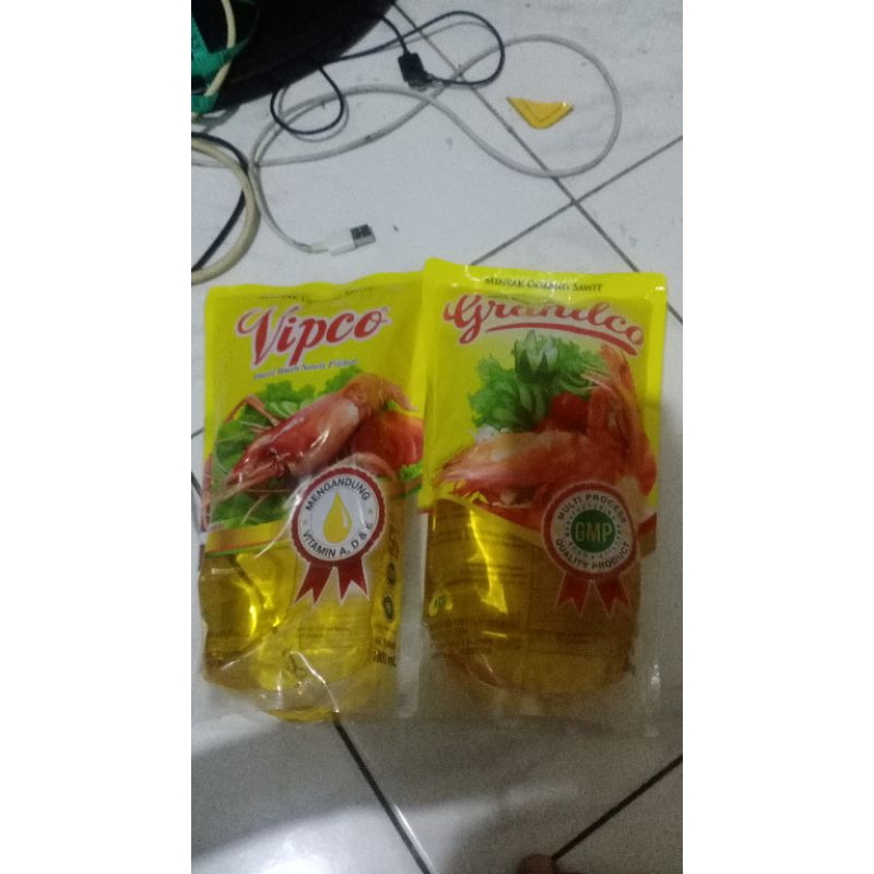 

MINYAK 1 LITER MURCE