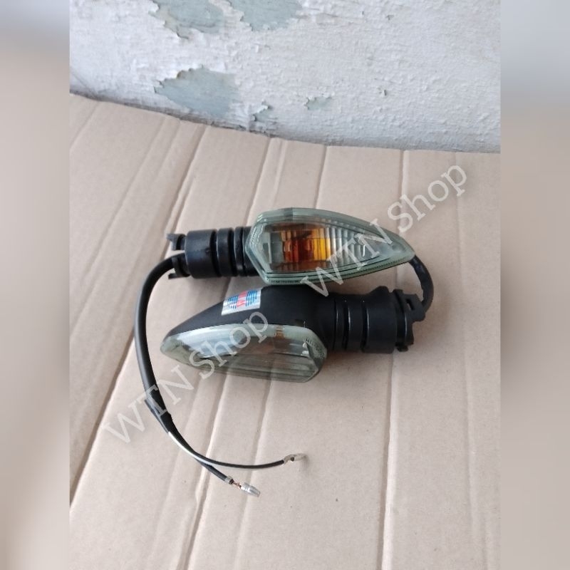 lampu sein sen vixion new 2012