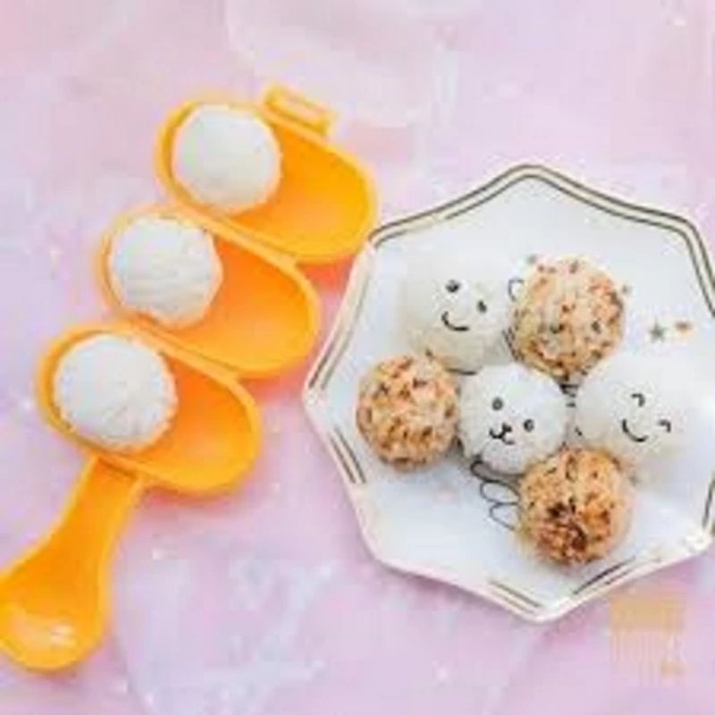 Cetakan Nasi Bulat