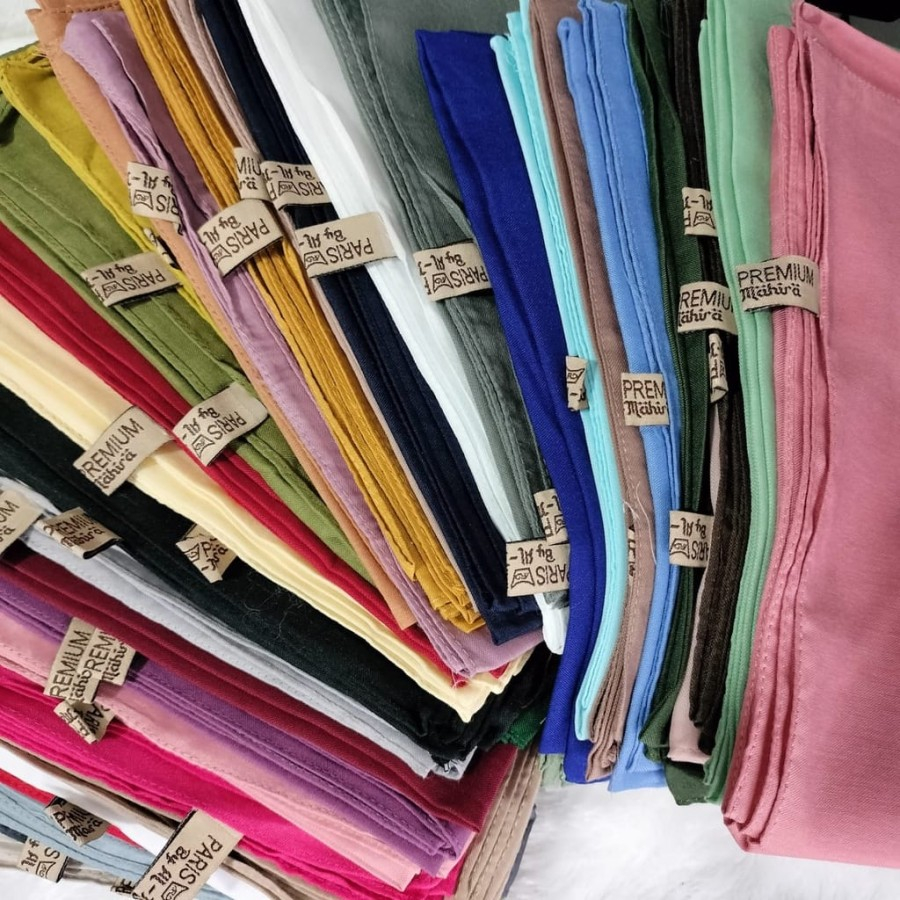 Hijab Segi Empat Paris Premium / JIlbab Segiempat Paris Premium Polos - Hitam