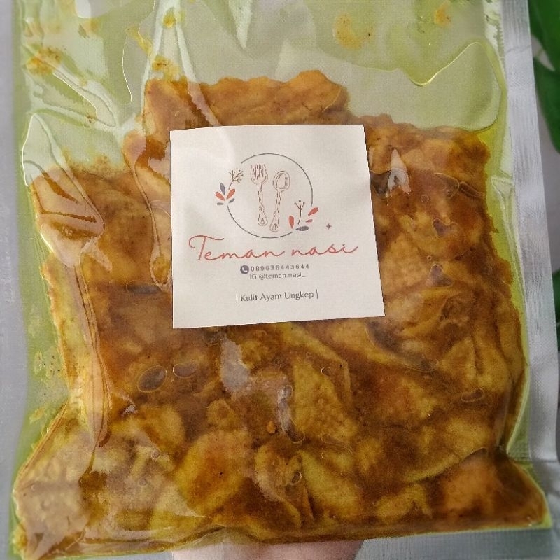 

Kulit Ayam ungkep
