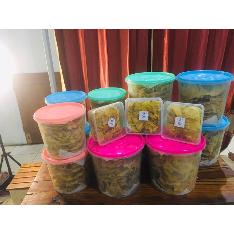 

REMPEYEK 5L&10L PEYEK PAPASUN ORIGINAL PEDAS BANYAK VARIANT KACANG /TERI/GRAGU 5L&10L