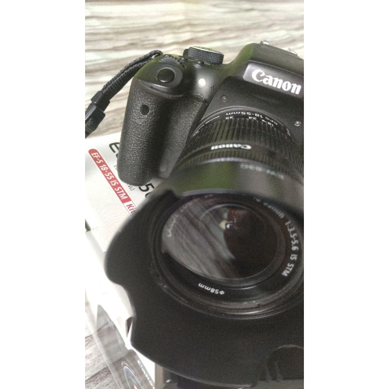 kamera Canon 750d WiFi, bekas seperti baru