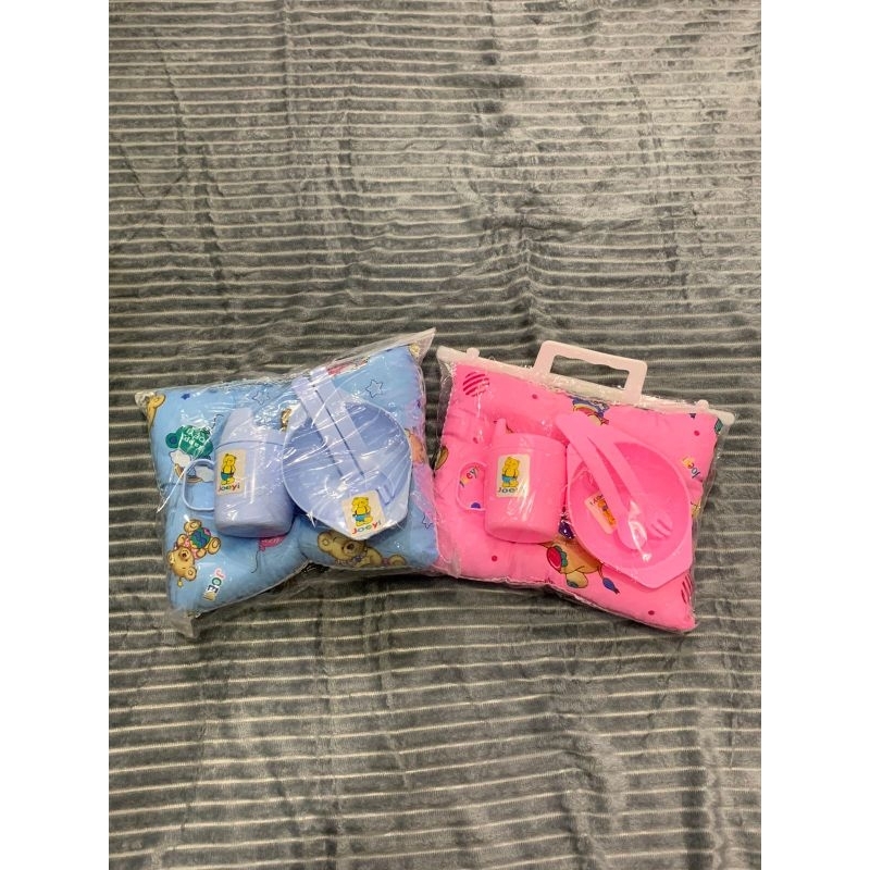 Bantal Bayi + Set Tempat Makan Joeyi