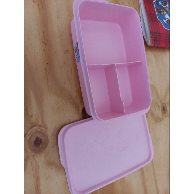 Ompreng Alexis / Tempat Makan Anak