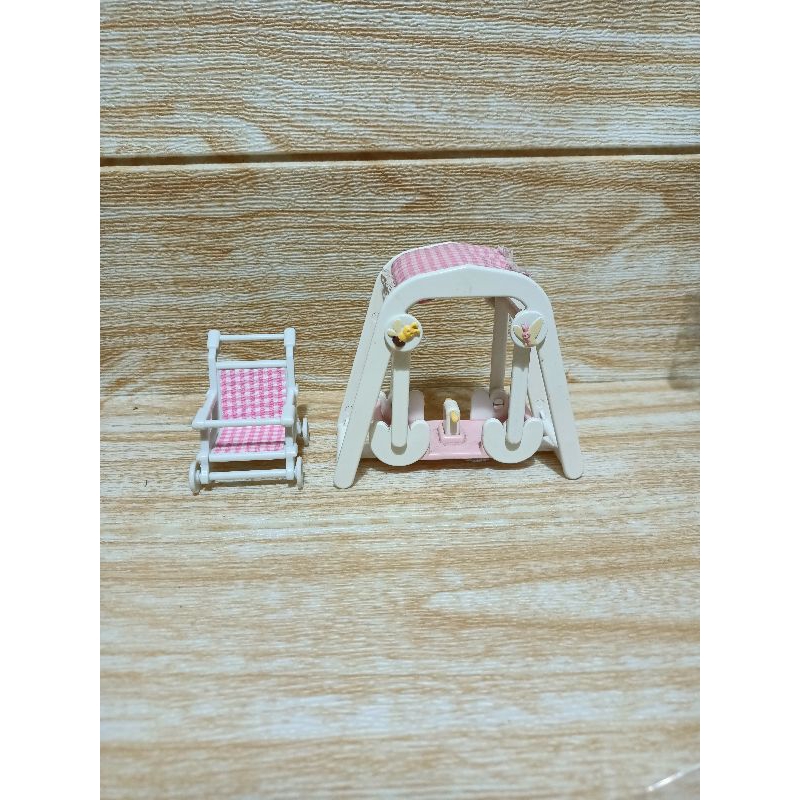 Sylvanian push chair & swing baby
