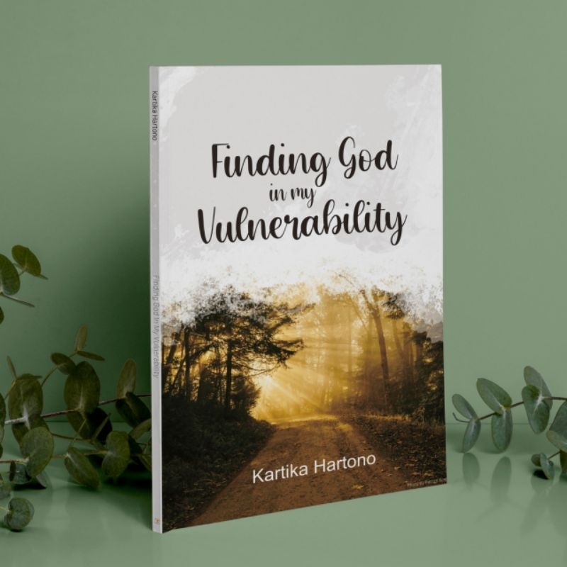 Buku Finding God in My Vulnerability