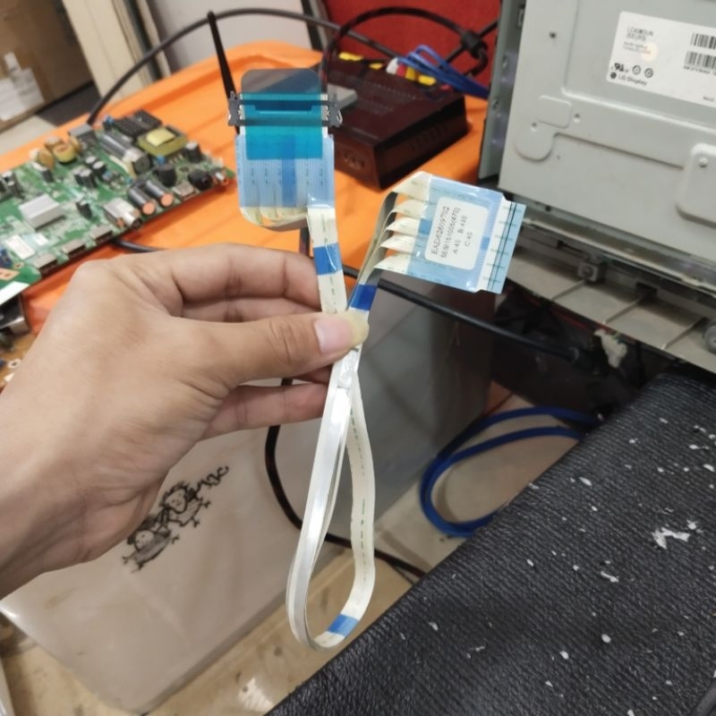 kabel lvds LG 32CS410 flexible mainboard ke tcon