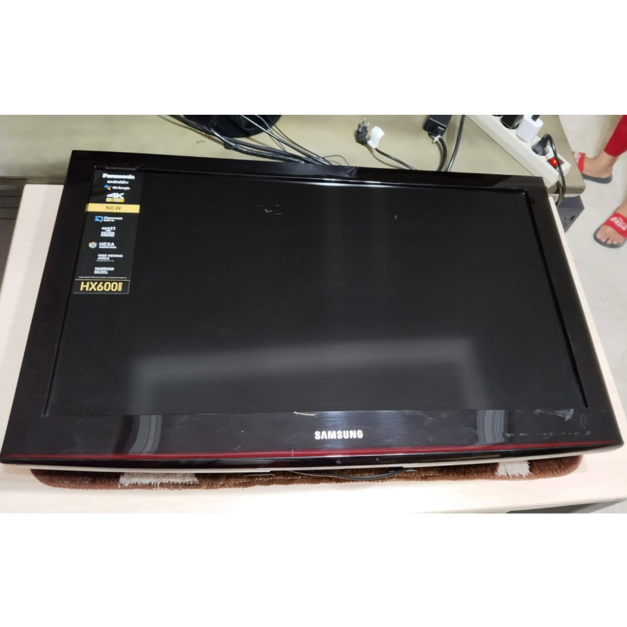 TV  Samsung Second Model LA32D400E1 32 Inch