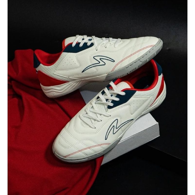 Specs Metasala Nativ 3 IN White