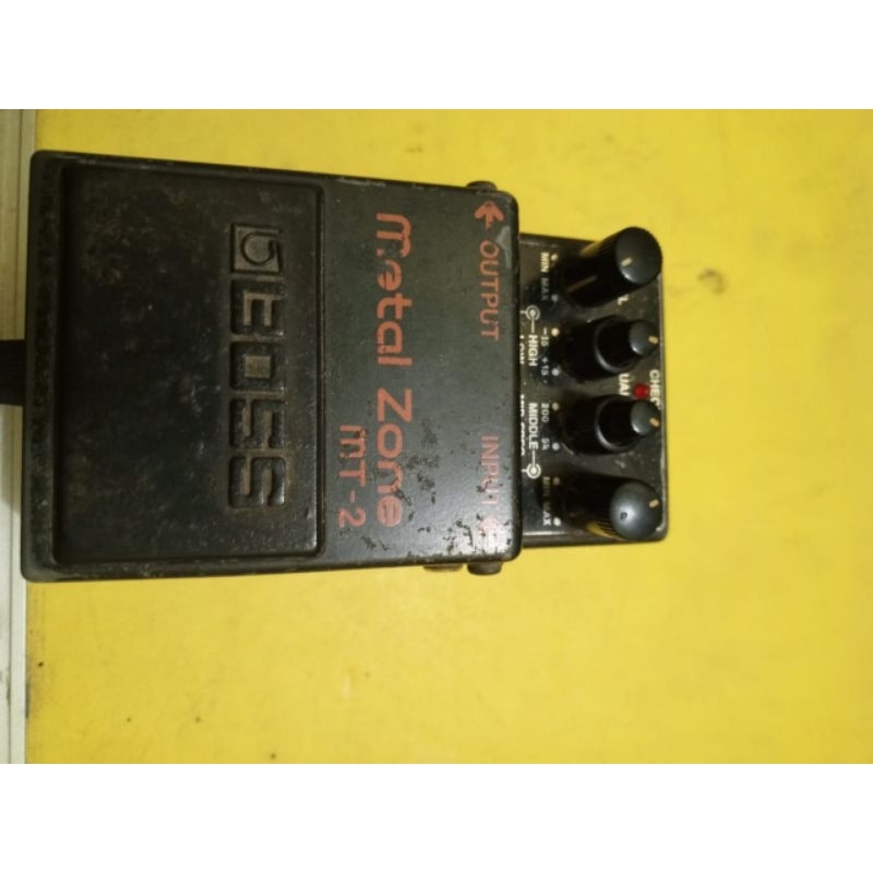 boss mt 2 metal zone