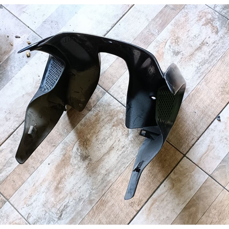cover kaper kondom sayap pelindung tangki tengki tank ori original bajaj pulsar 135 ls
