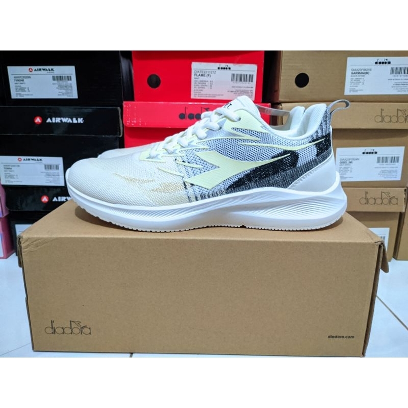 Diadora Gstar "Grey"