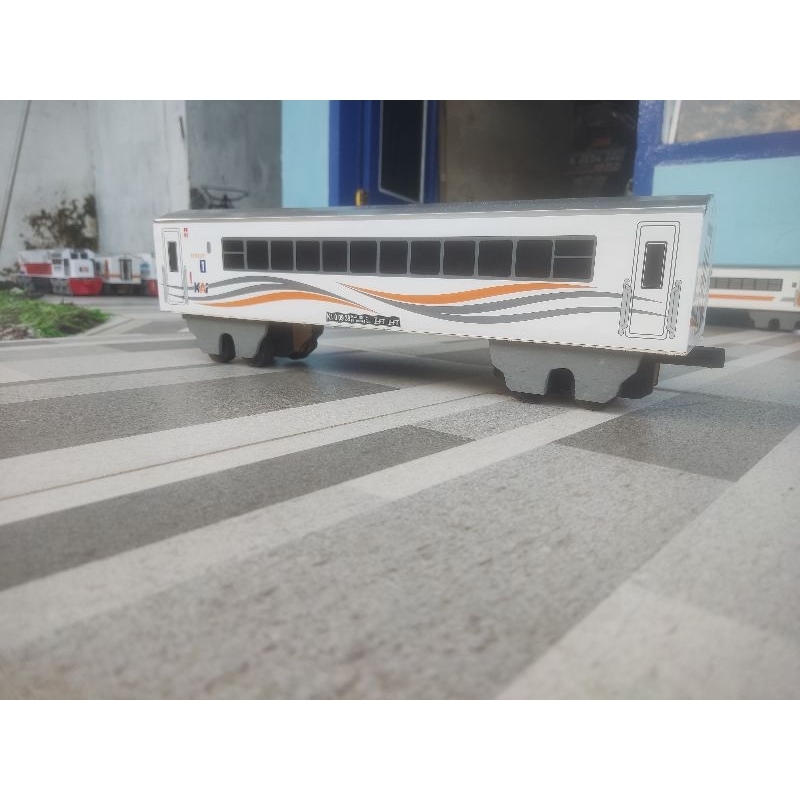 gerbong eksekutif k1