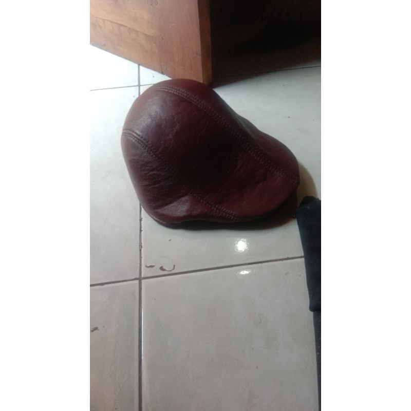 topi pet pria