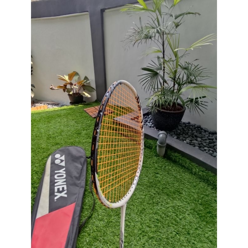 raket yonex aatrox 99 game white tiger
