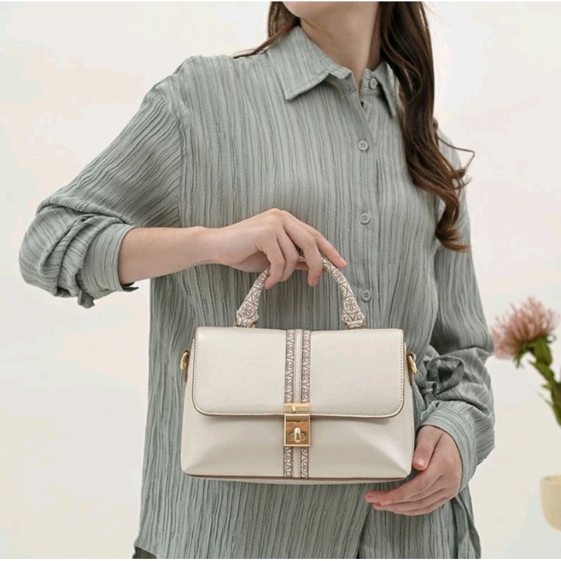 Tas Les Catino New York Solana Flap Top Handle