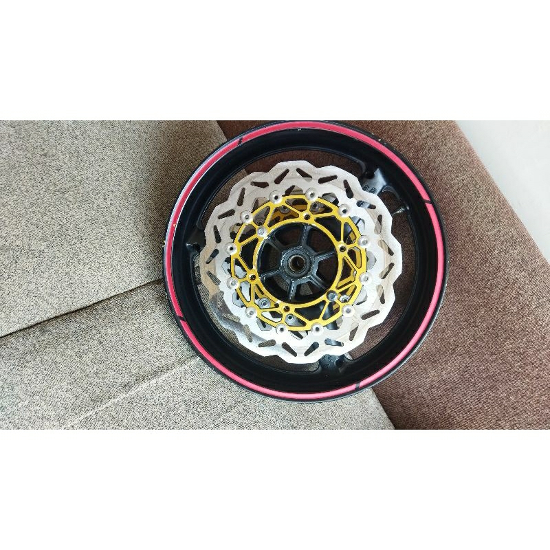 Limbah moge velg original yamaha R1