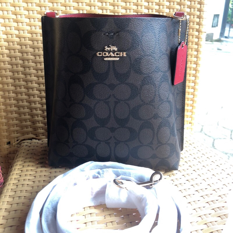 -SOLD- Preloved Coach Mollie Bucket 22