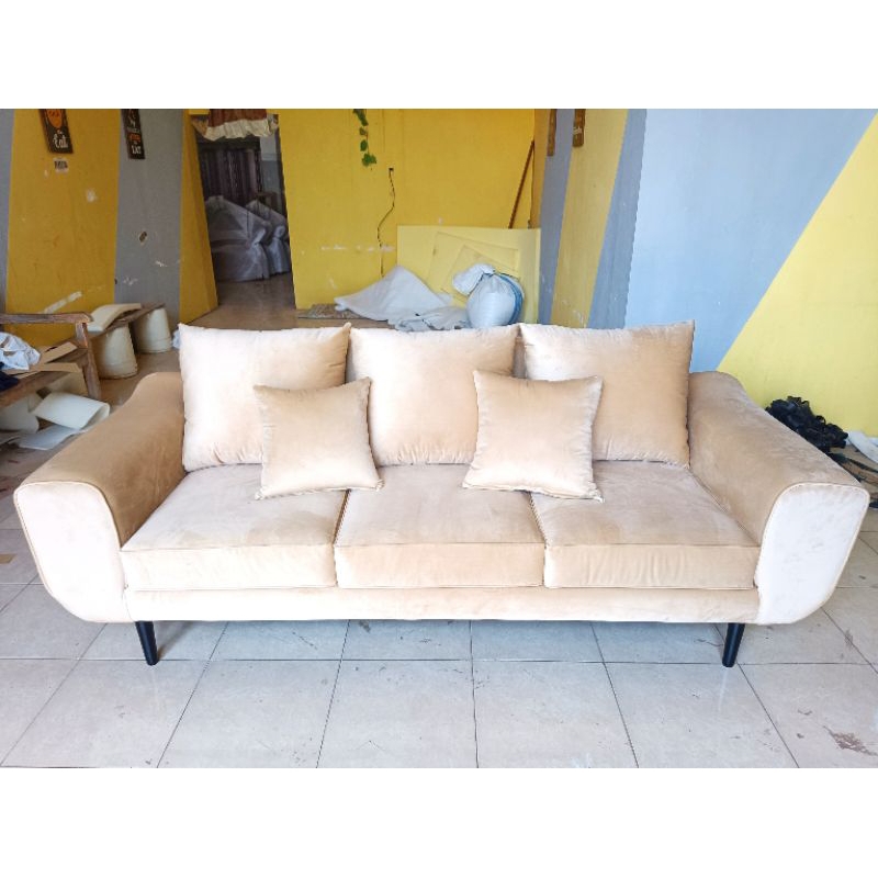 SOFA TAMU MINIMALIS RETRO 3 DUDUKAN SOPA TV RUANG TAMU JOK EMPUK KAIN BLUDRU 3 SEATER BAHAN RANGKA K