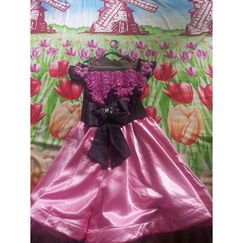 GAUN penyanyi/jalan jalan dan acara lain nya