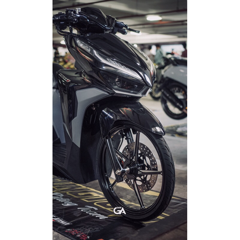 Velg Enkei Hylos PNP VARIO 125/150 + Ban Maxxis Tubeless