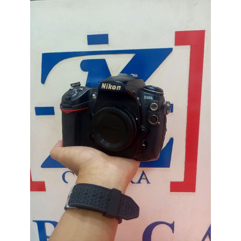 Kamera NIKON Dslr D90 Body